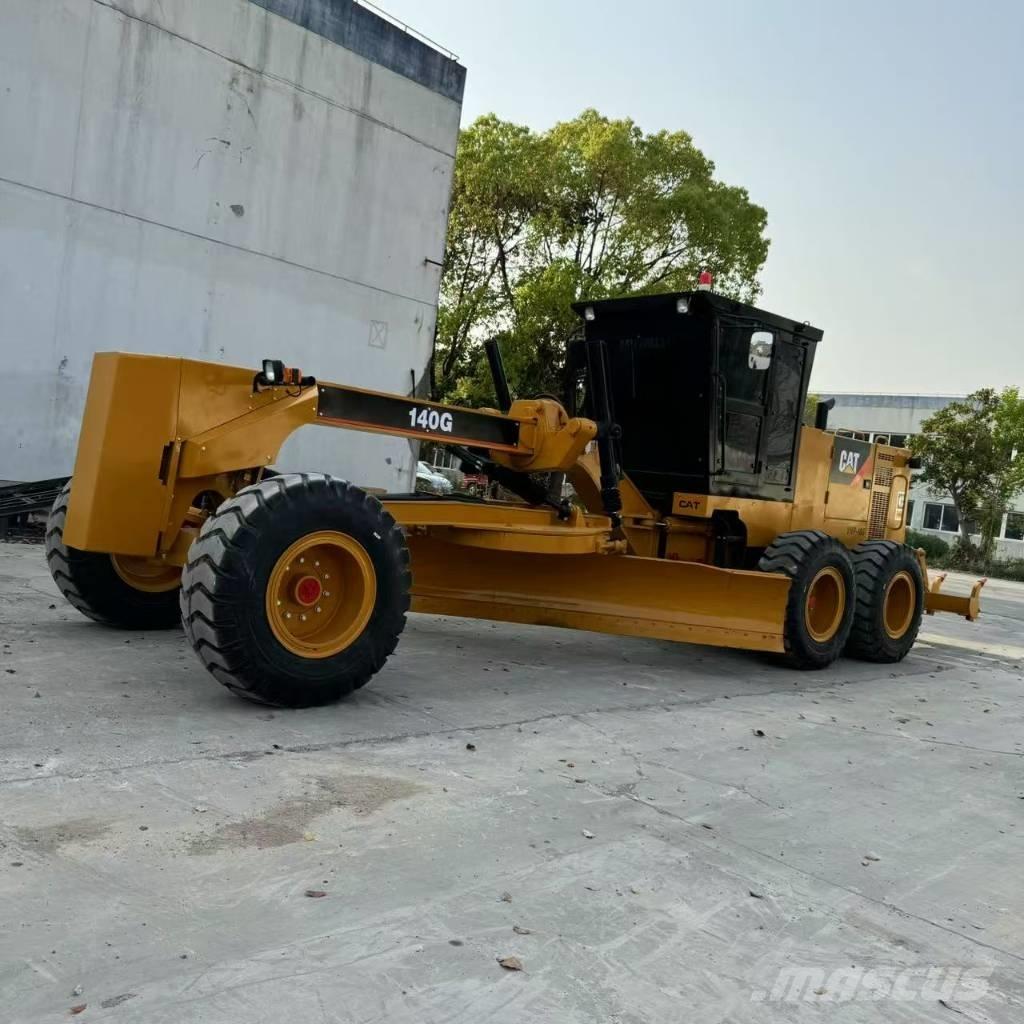 CAT 140 G معدات تمهيد الطرق