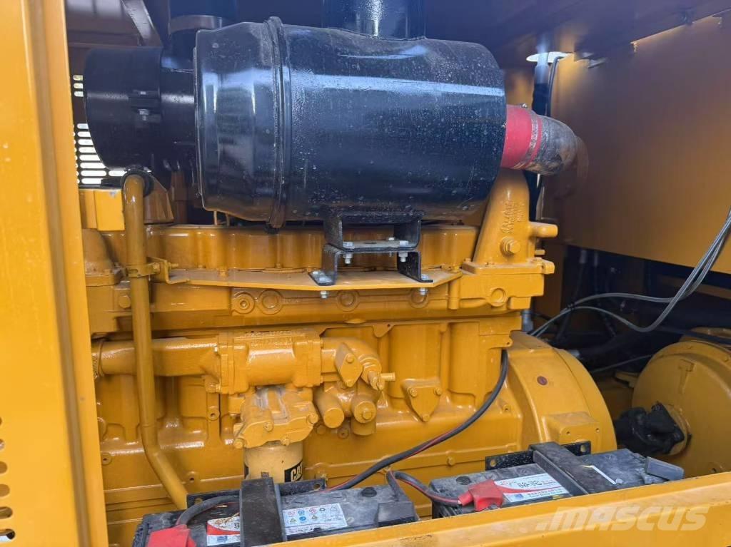 CAT 140 G معدات تمهيد الطرق