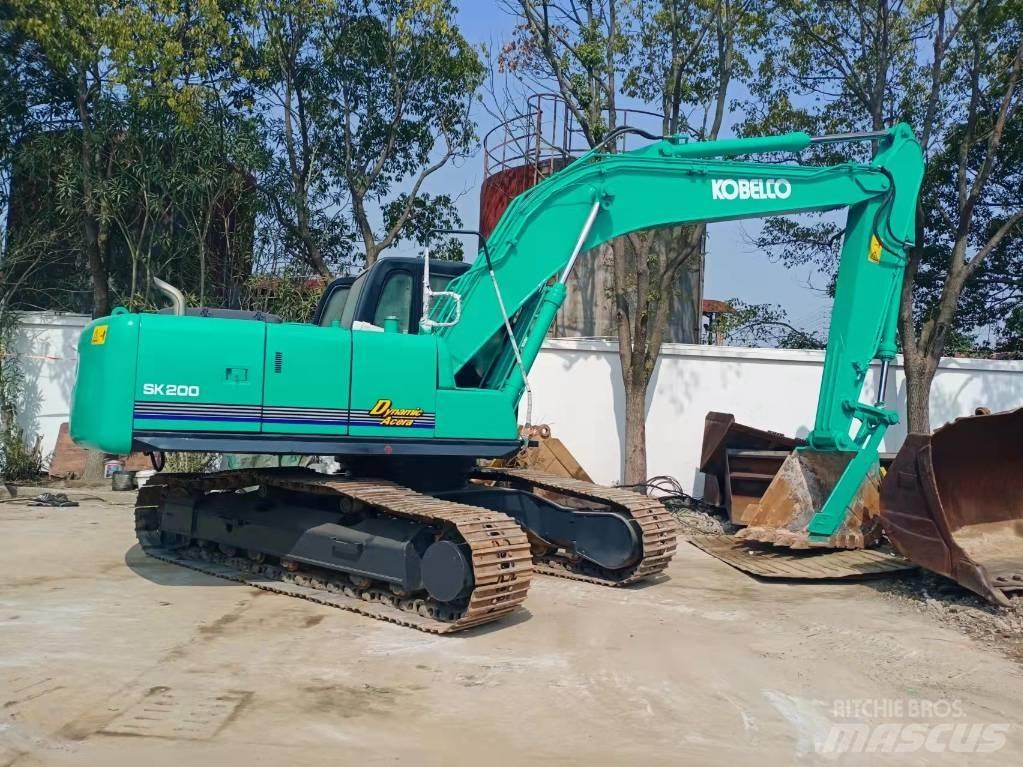 Kobelco SK 200 حفارات زحافة