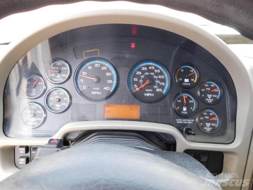 International 4300 شاحنات الحاويات