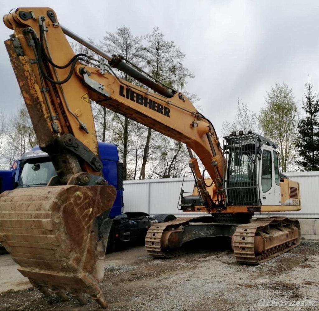 Liebherr R 934 C حفارات زحافة