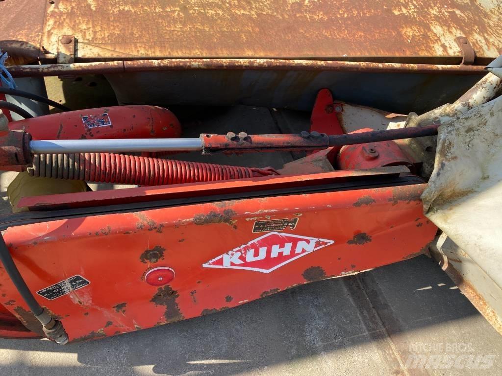 Kuhn 2060 S جزازات