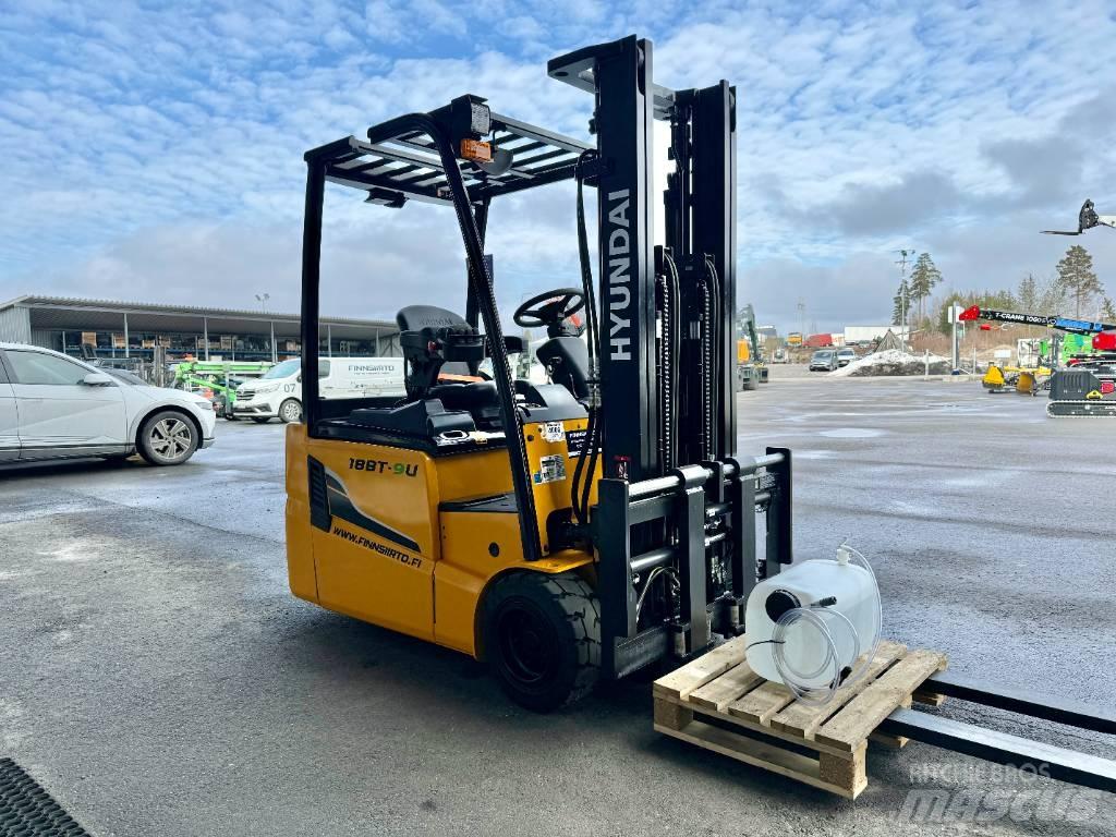 Hyundai 18BT-9U شاحنات ذات رافعات شوكية تعمل بالكهرباء