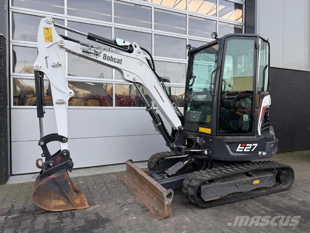 Bobcat E27 حفارات صغيرة أقل من 7 طن (حفارات صغيرة)