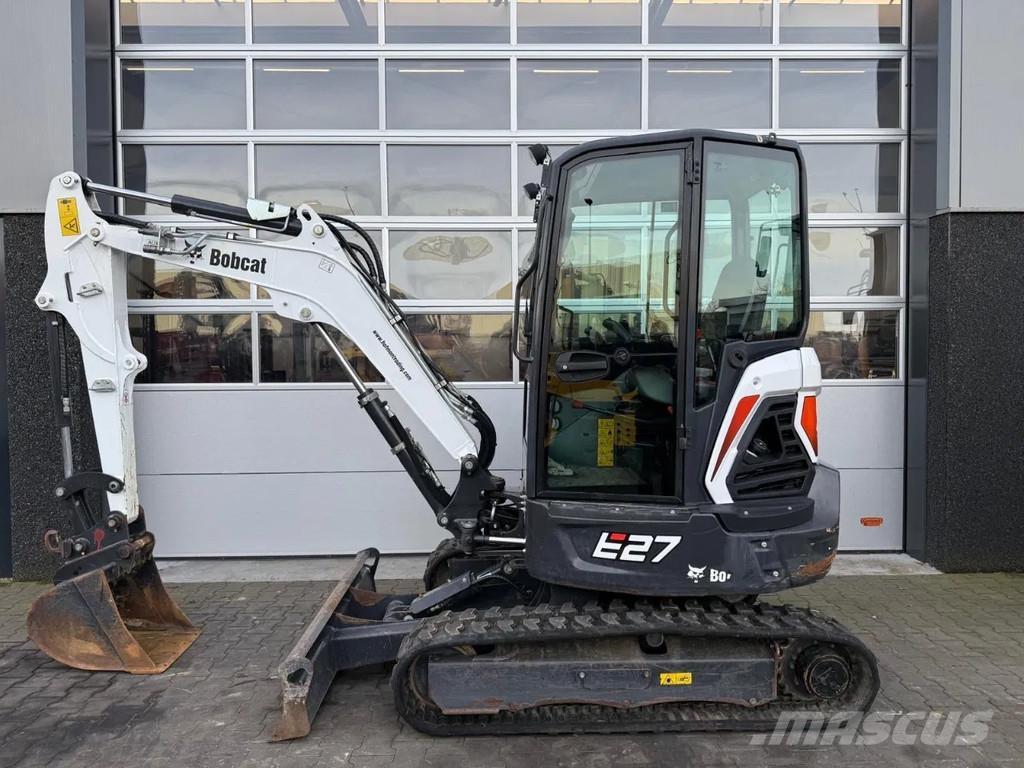 Bobcat E27 حفارات صغيرة أقل من 7 طن (حفارات صغيرة)
