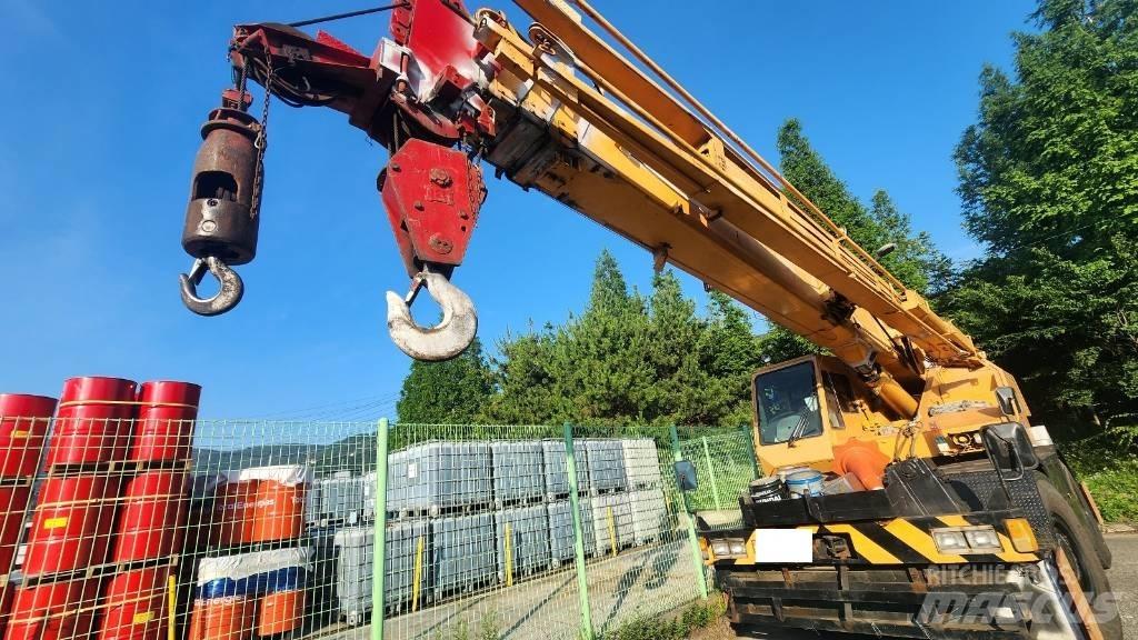 Tadano TR 250 M-6 رافعات الطرق الوعرة