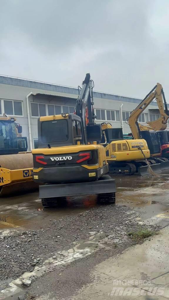 Volvo EC 60 حفارات زحافة