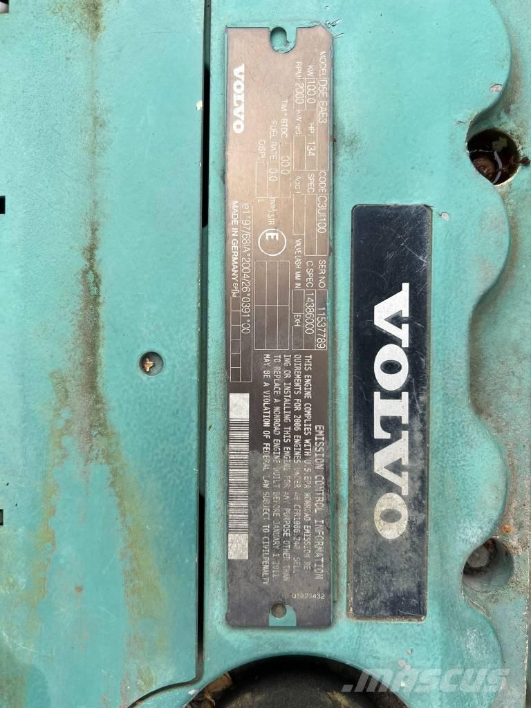 Volvo EW 140 C حفارات بعجل
