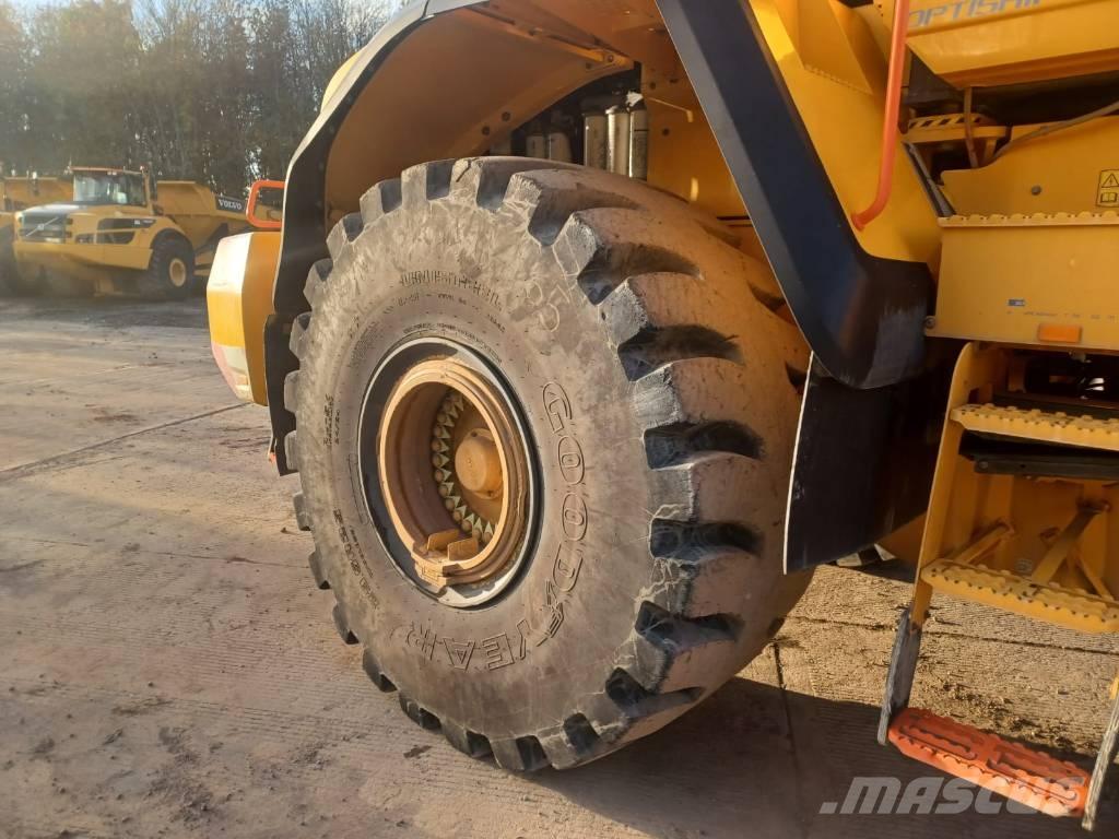Volvo L 260 H لوادر بعجل