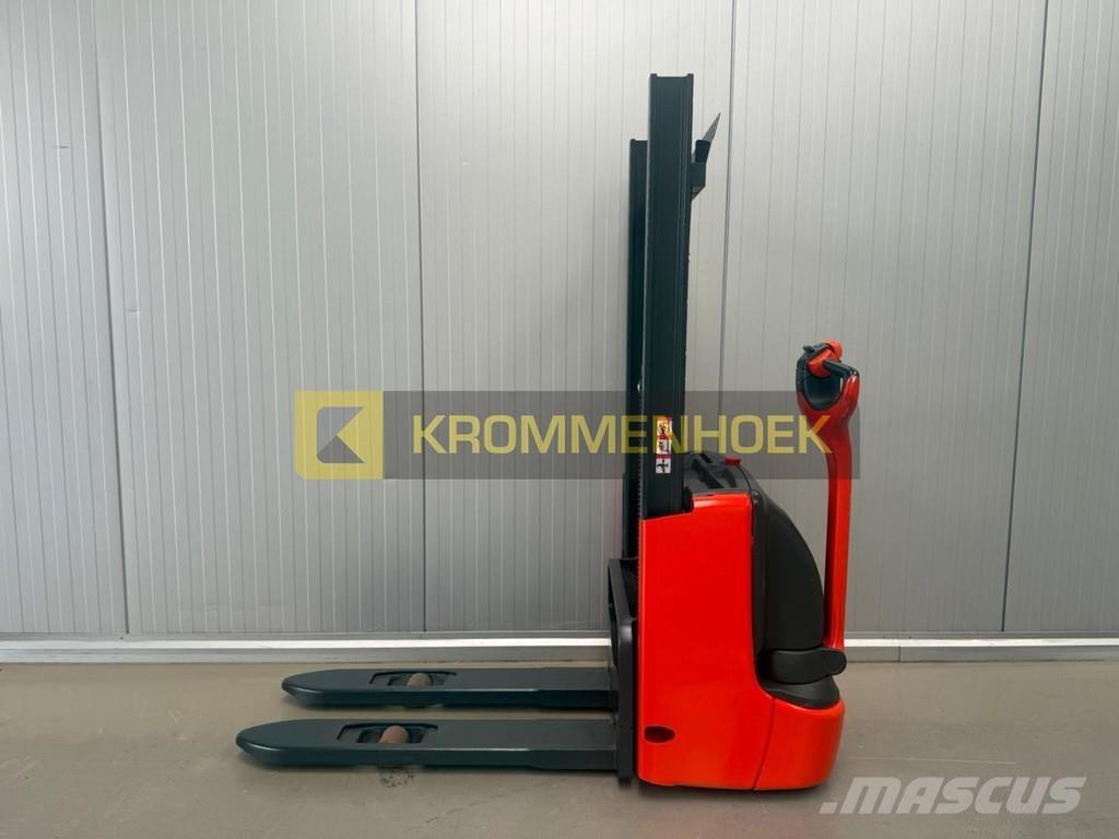 Linde L 10 معدات التكديس الجوالة