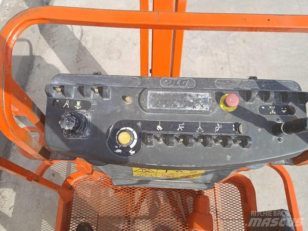 JLG E 300 AJ رافعات سلة مفصلية