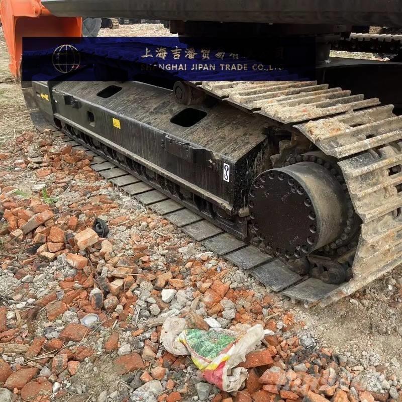 Hitachi ZX 360 LC حفارات زحافة