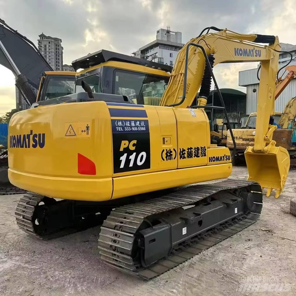 Komatsu PC 110 حفارات زحافة