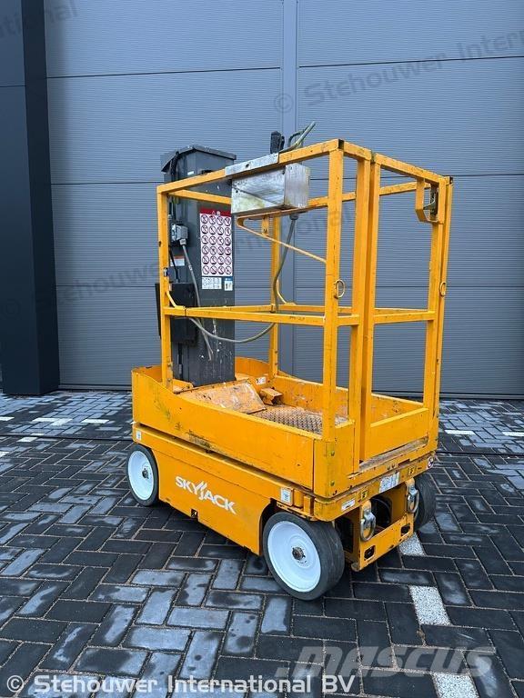 SkyJack SJ12 SJ 12 رافعات ومنصات أخرى