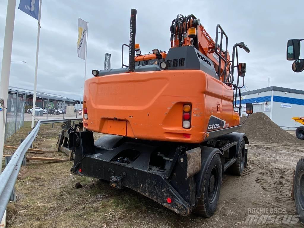 Doosan DX170W-5 حفارات بعجل