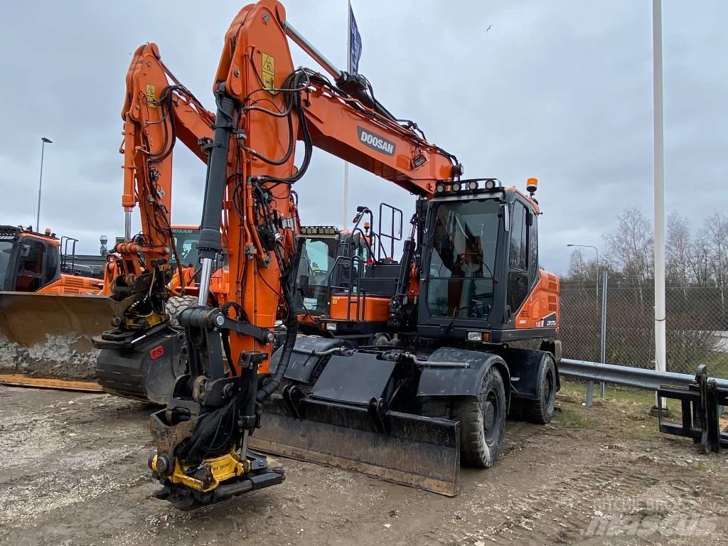 Doosan DX170W-5 حفارات بعجل