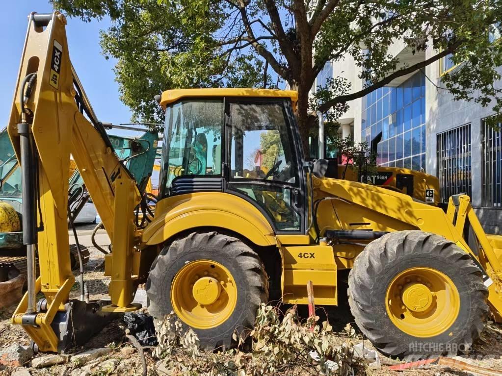 JCB 4 CX لوادر ذات جرافات عكسية