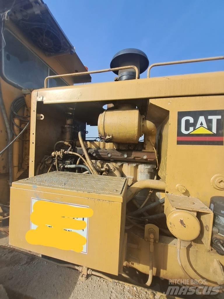 CAT 12 G معدات تمهيد الطرق