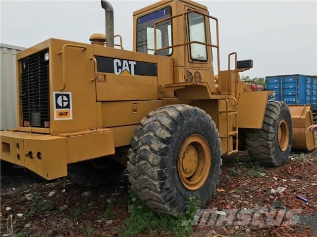 CAT 966 F لوادر بعجل