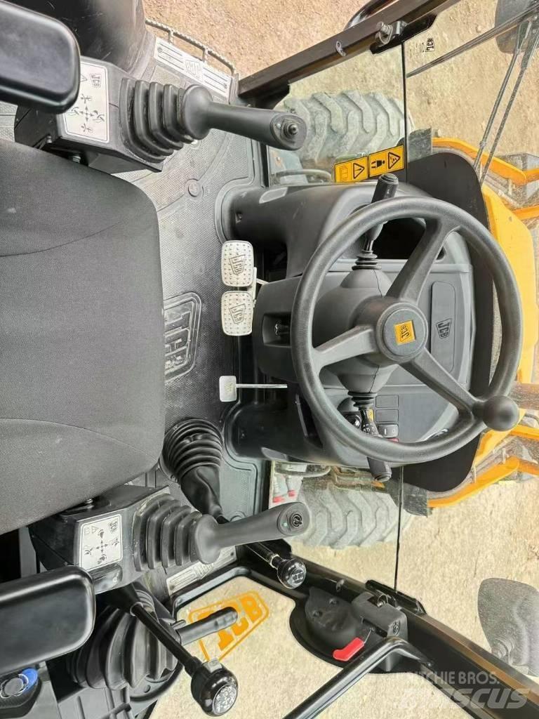 JCB 3 CX حفارات بعجل