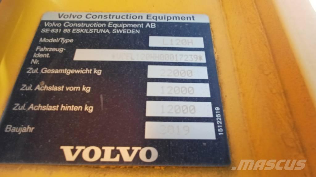 Volvo L 120 H لوادر بعجل