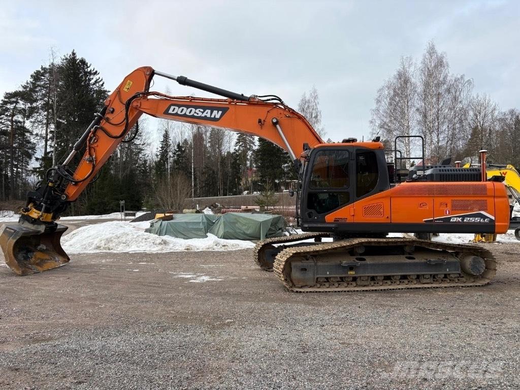 Doosan DX 255 LC-7 حفارات زحافة