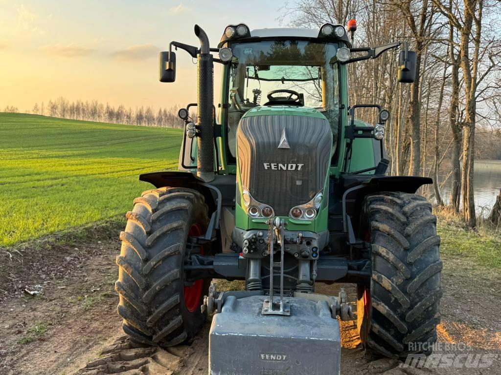 Fendt 822 Vario الجرارات