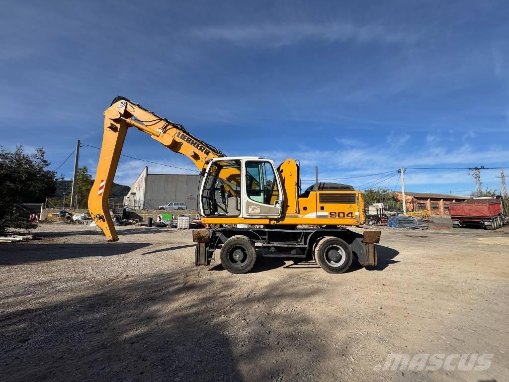 Liebherr A 904 C مناولات المخلفات / مناولات صناعية