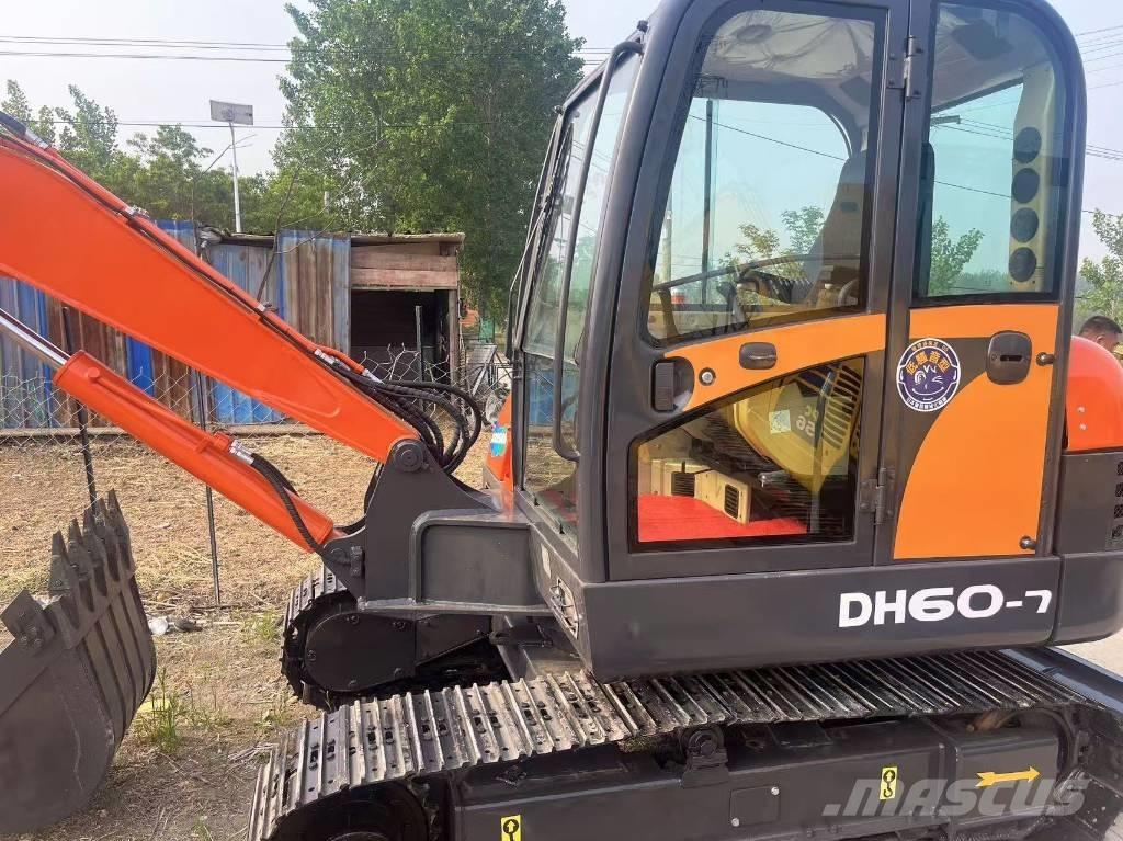 Doosan DH 60 حفارات صغيرة أقل من 7 طن (حفارات صغيرة)