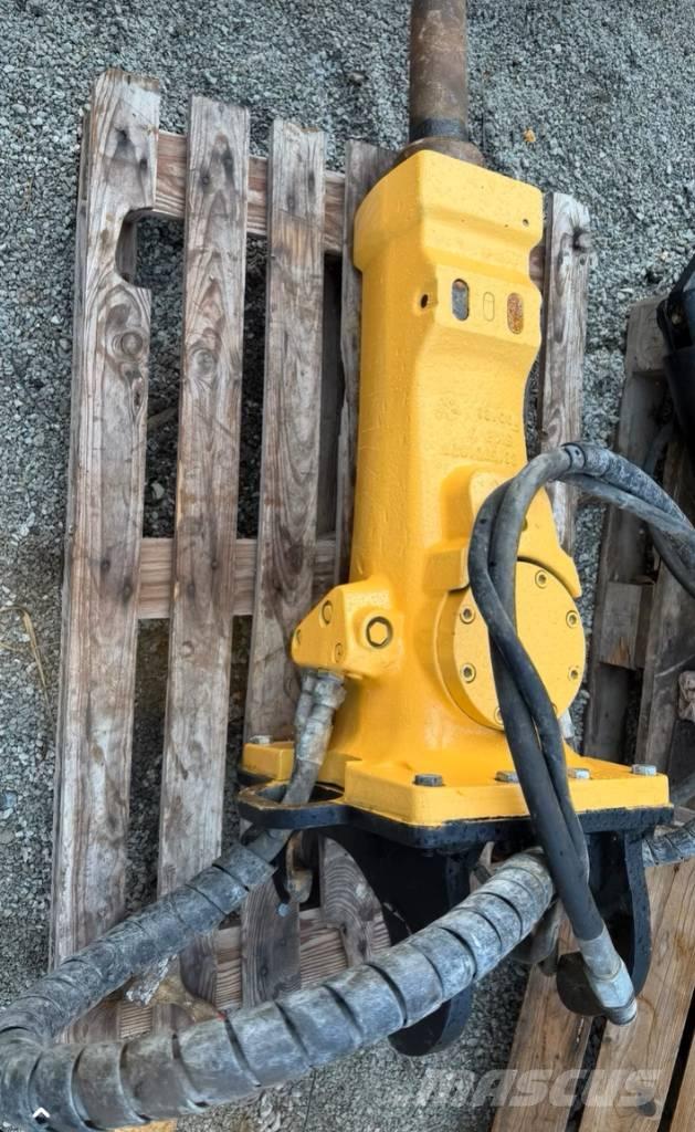 Epiroc BHB 305 مطارق / كسارات