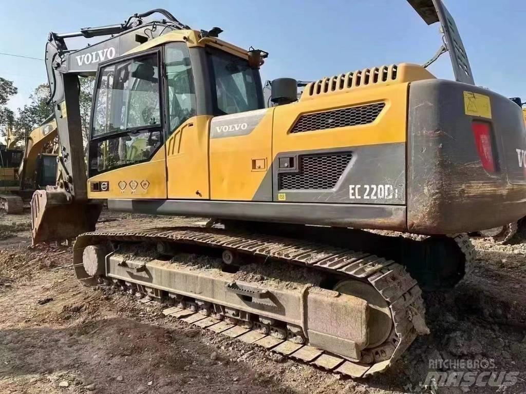 Volvo EC 220 حفارات زحافة