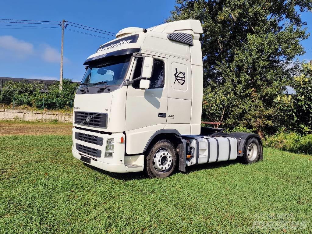 Volvo FH 13 440 وحدات الجر