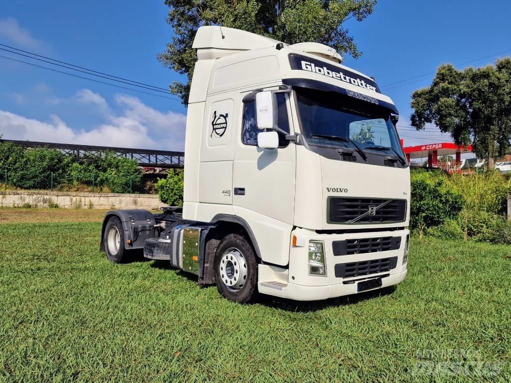 Volvo FH 13 440 وحدات الجر