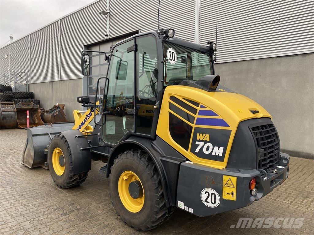 Komatsu WA70M-8EO لوادر متعددة الأغراض