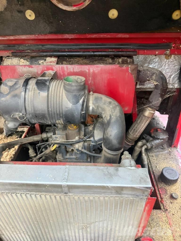 Weidemann 3006 محركات