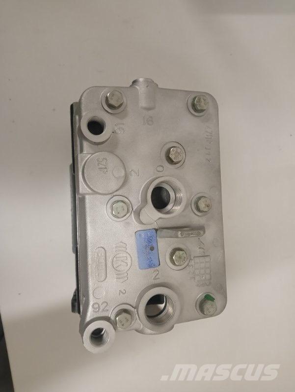  Knor LP4961 شاحنات أخرى