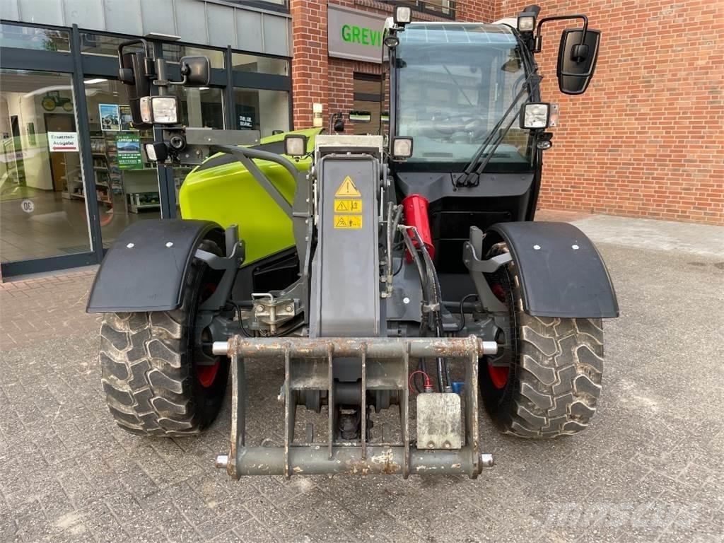 CLAAS Scorpion 635 مناولات متداخلة