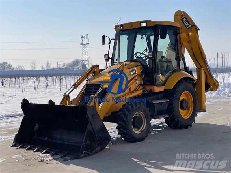 JCB 3 CX لوادر ذات جرافات عكسية