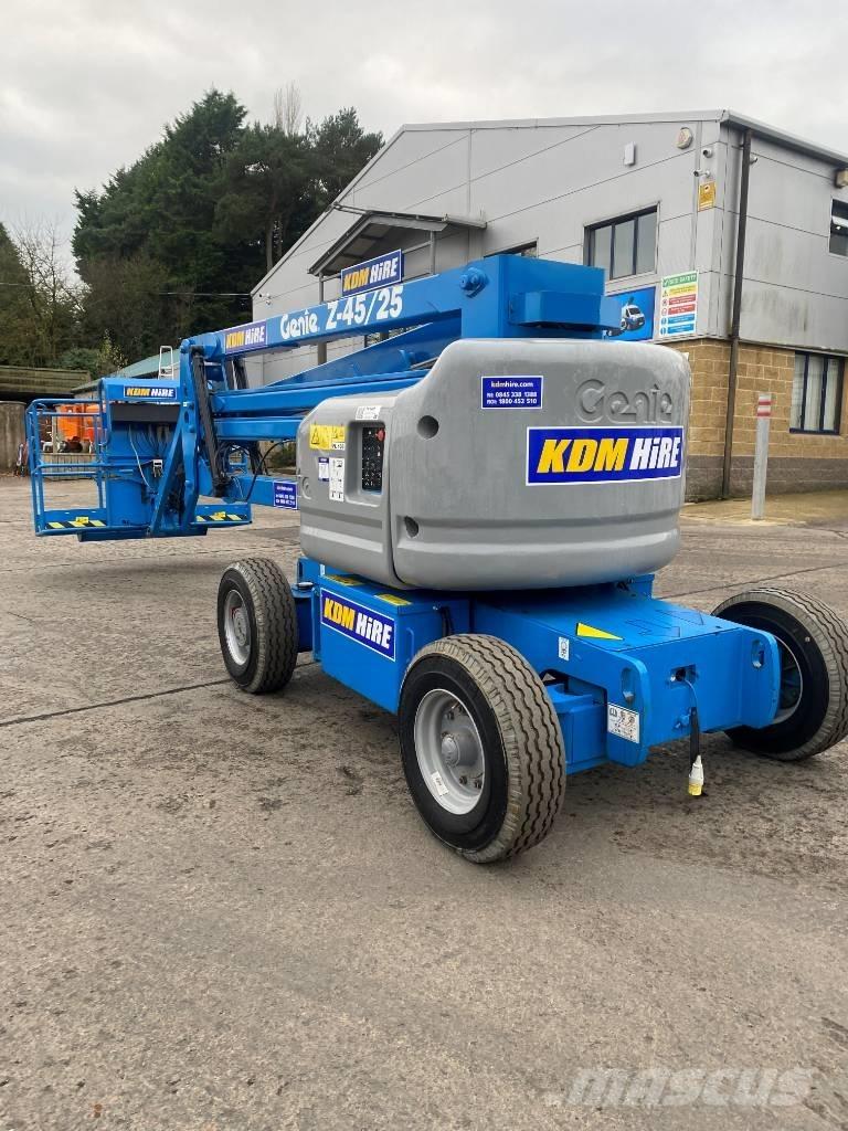 Genie Z 45/25 J رافعات سلة مفصلية