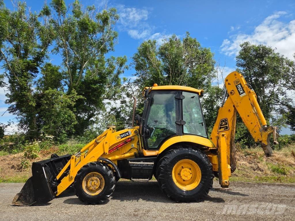 JCB 3 CX لوادر ذات جرافات عكسية