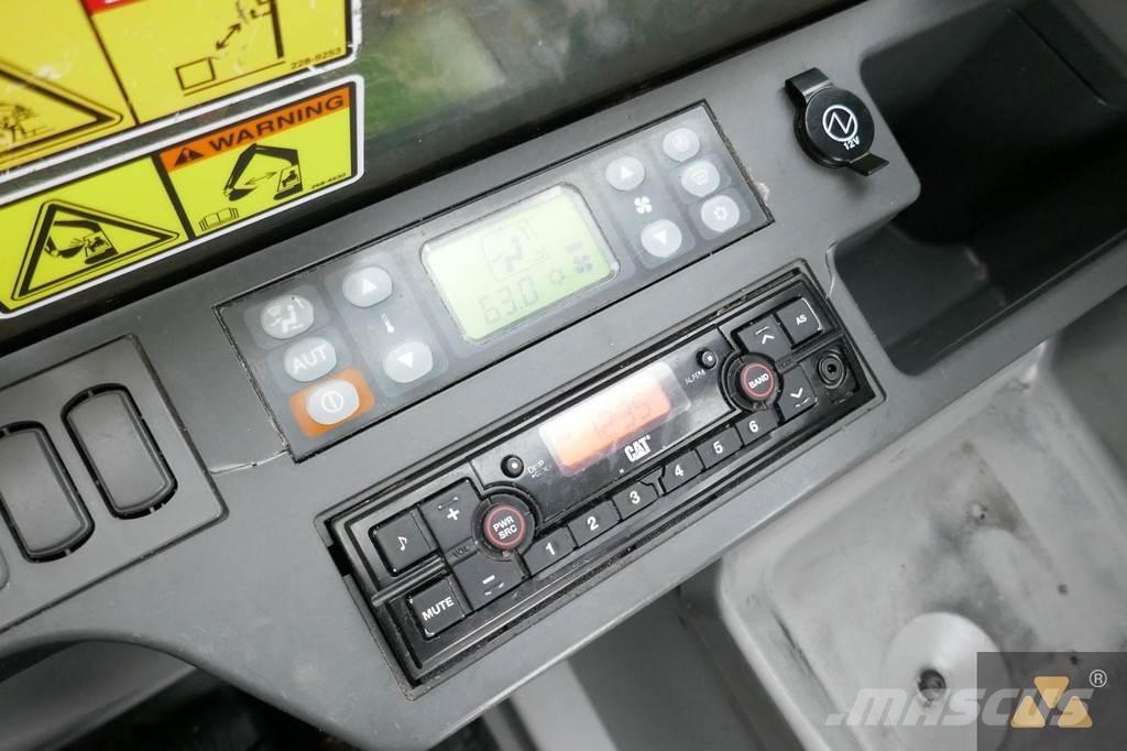 CAT 349FL حفارات زحافة