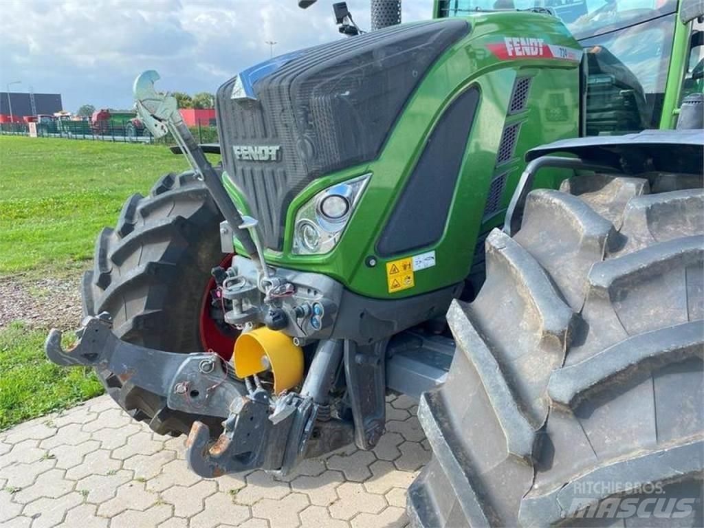 Fendt 724 PROFI+ الجرارات