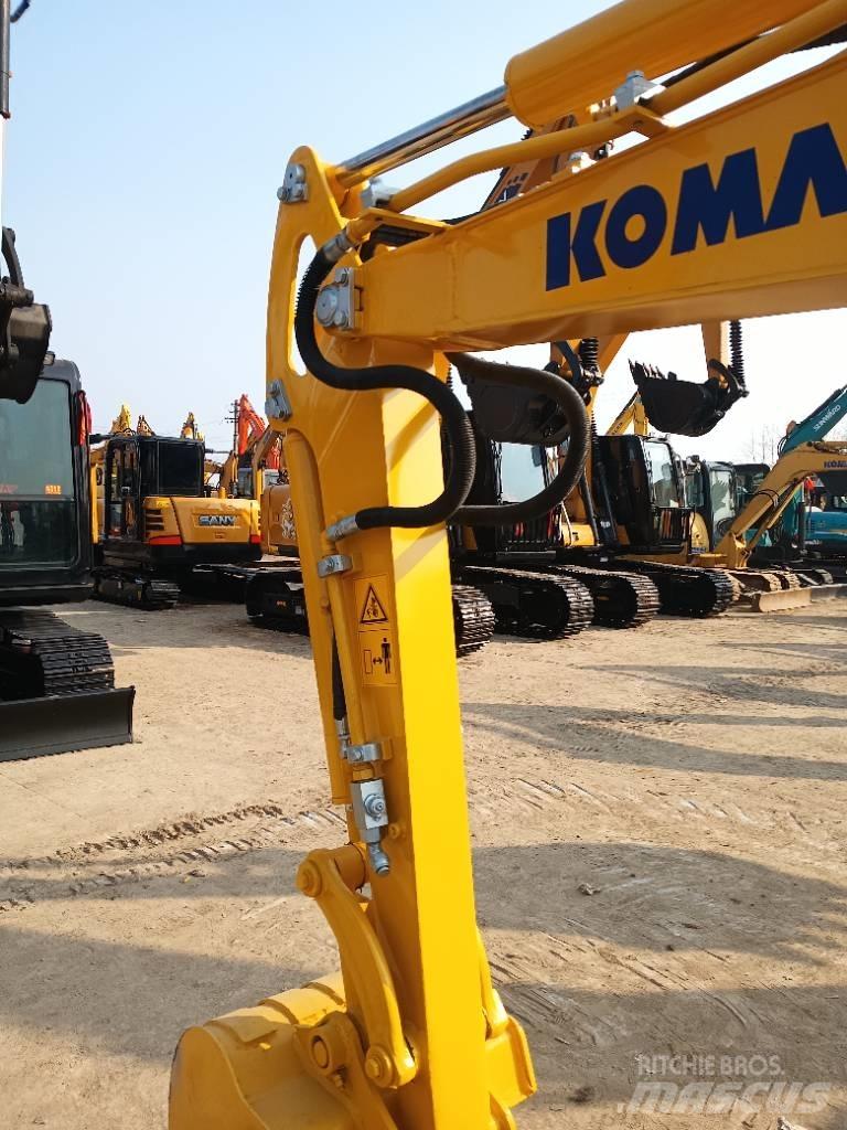 Komatsu PC 35 حفارات زحافة