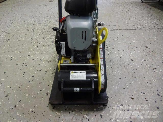 Bomag BVP 10/36 دكاكات أفقية