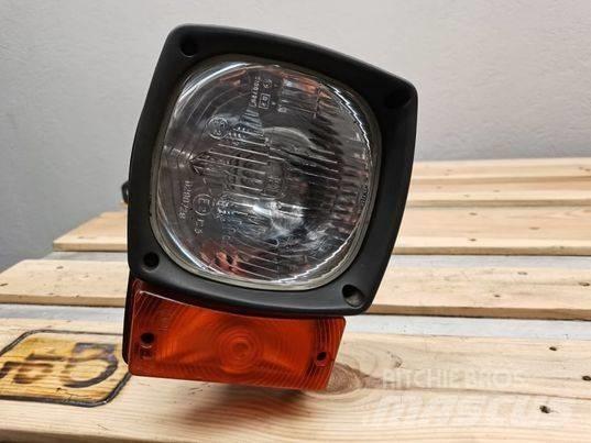JCB 535-95 lamp كابينة والداخلية