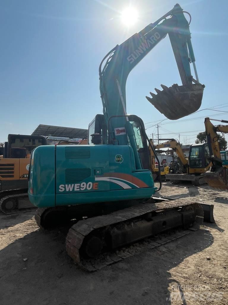 Sunward SWE 90 E حفارات وسط 7 طن - 12 طن