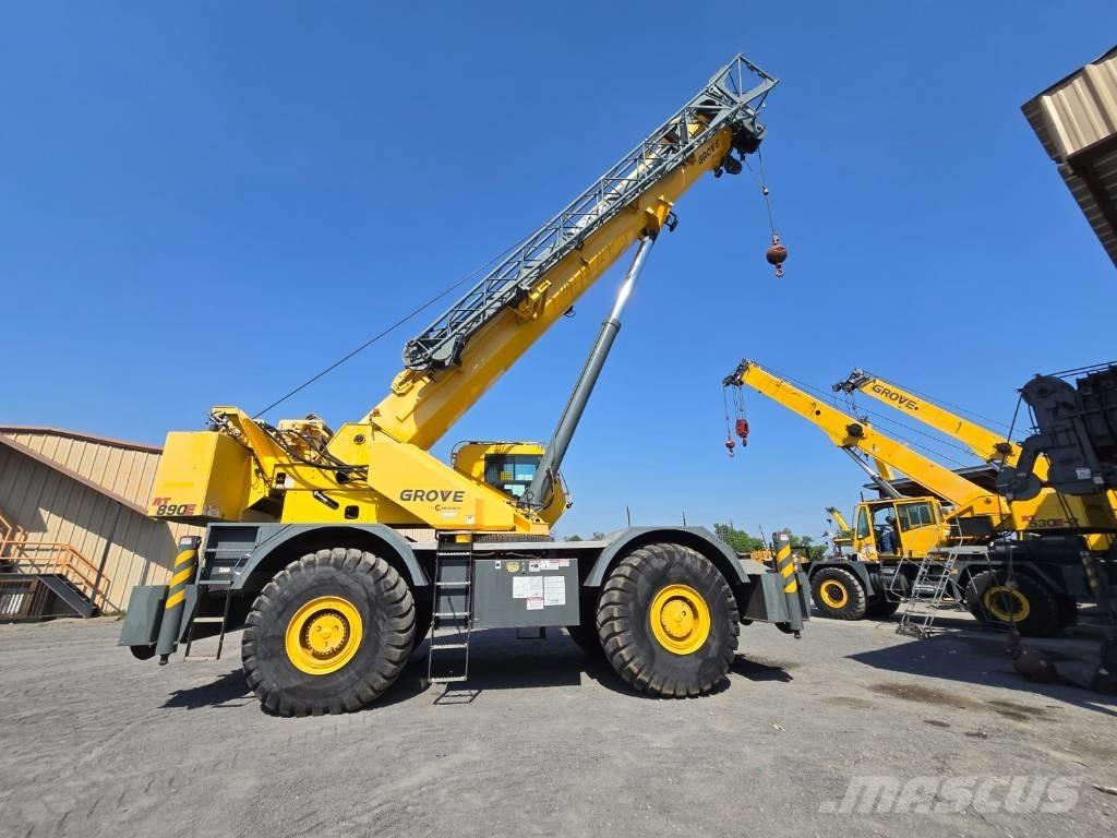 Grove RT 890 E رافعات الطرق الوعرة