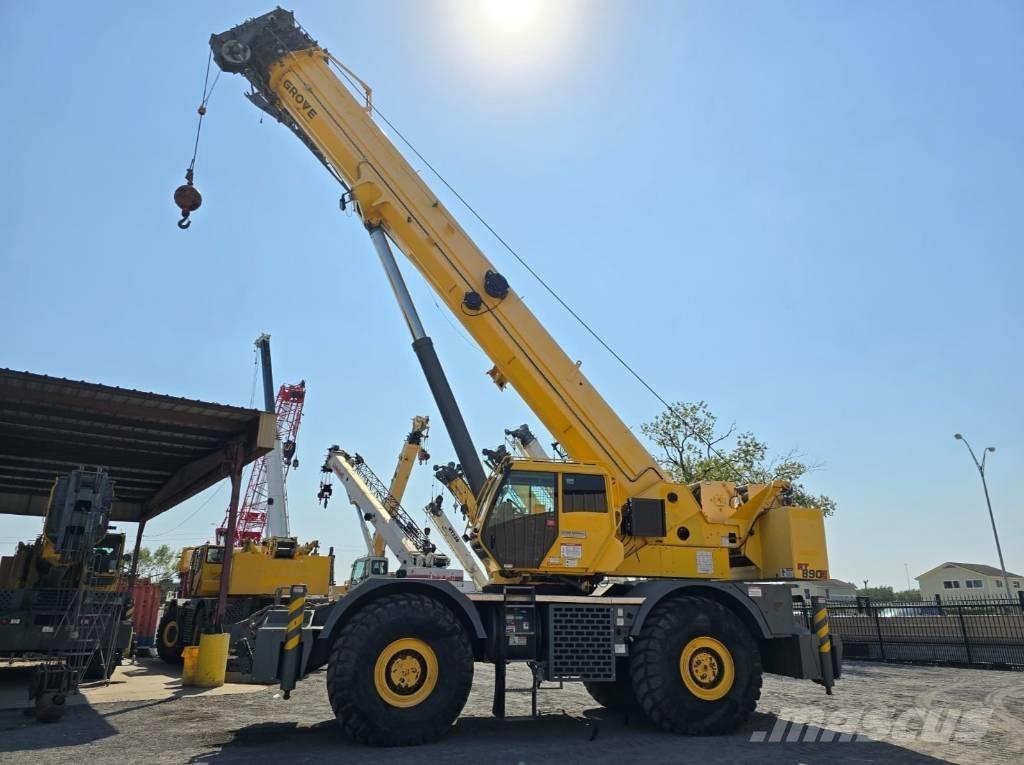 Grove RT 890 E رافعات الطرق الوعرة