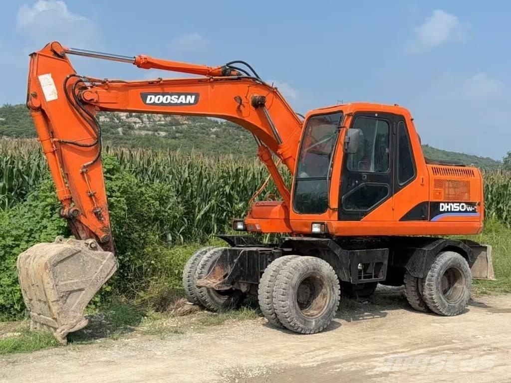 Doosan DH 150 W-7 حفارات زحافة