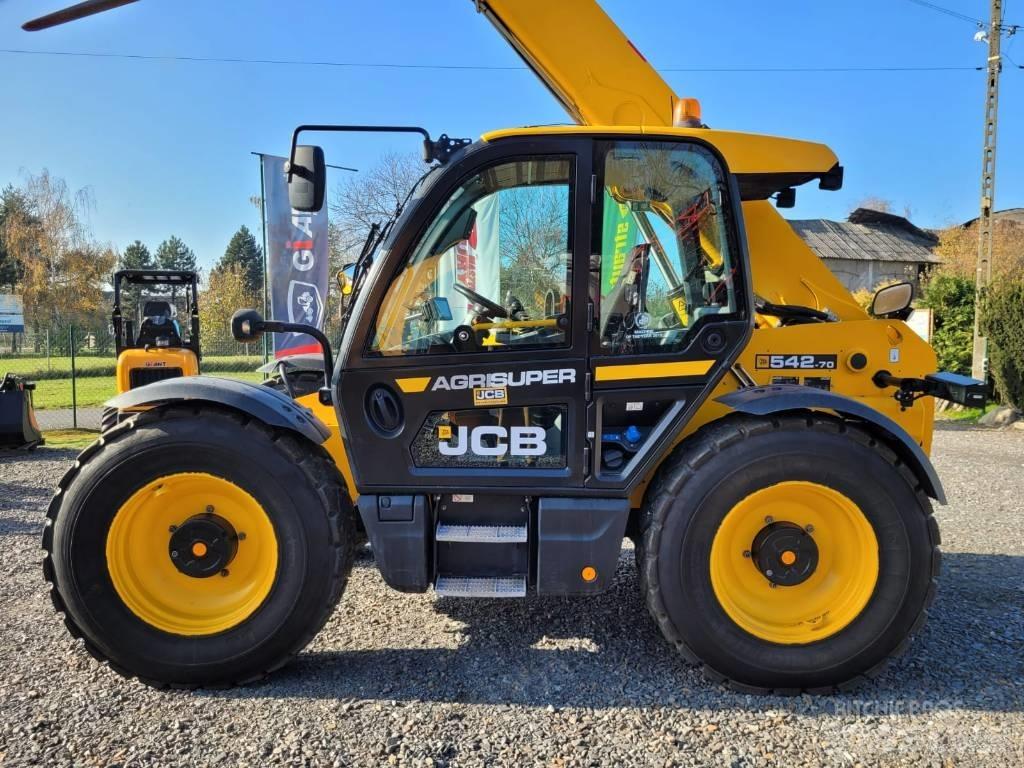 JCB 542-70 Agri Plus مناولات متداخلة